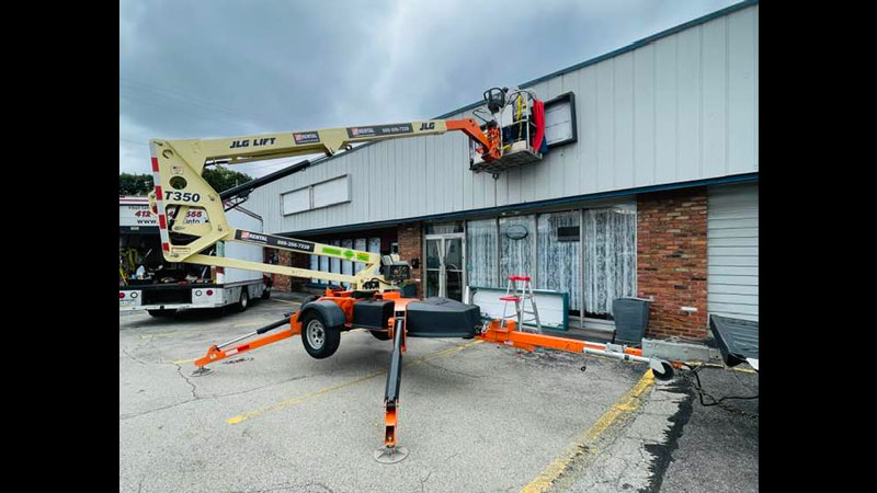 Sign Installation, Pittsburgh sign installation, commercial sign installation, professional sign installer, installation, Install, Install sign, Pittsburgh business sign, hanging signs, mounting signs, digitally printed signs, digitally printed graphics