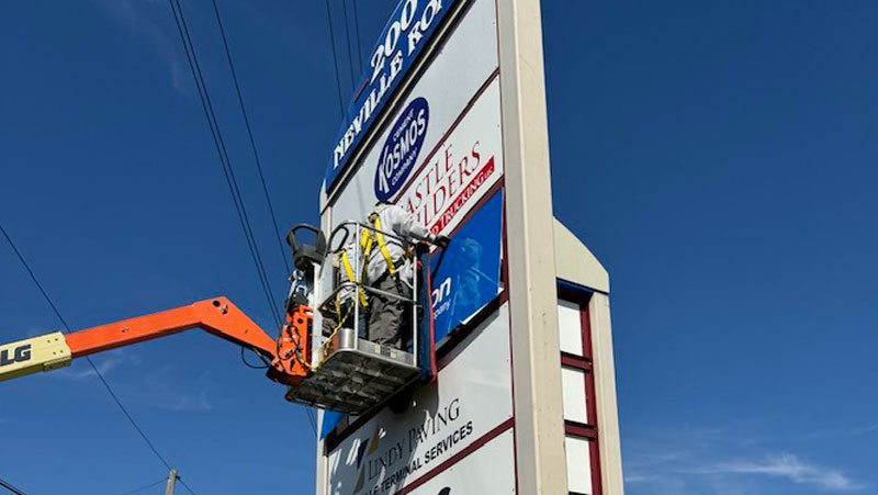 Sign Installation, Pittsburgh sign installation, commercial sign installation, professional sign installer, installation, Install, Install sign, Pittsburgh business sign, hanging signs, mounting signs, digitally printed signs, digitally printed graphics