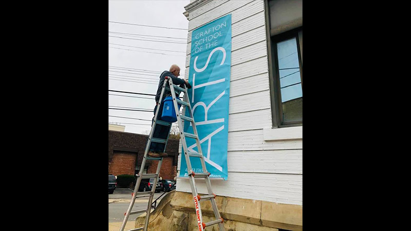 Sign Installation, Pittsburgh sign installation, commercial sign installation, professional sign installer, installation, Install, Install sign, Pittsburgh business sign, hanging signs, mounting signs, digitally printed signs, digitally printed graphics