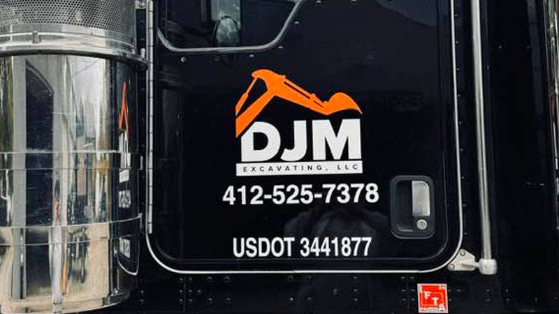 Digitally printed signs, Digitally printed truck graphics, Truck Decals, Pittsburgh Truck Decals, Truck Graphics, Truck Lettering, Pittsburgh Commercial Truck Signs, Truck logos, Truck magnets, Fleet Graphics, Fleet Branding, decals, car signs, truck sign