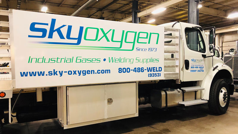 Digitally printed signs, Digitally printed truck graphics, Truck Decals, Pittsburgh Truck Decals, Truck Graphics, Truck Lettering, Pittsburgh Commercial Truck Signs, Truck logos, Truck magnets, Fleet Graphics, Fleet Branding, decals, car signs, truck sign