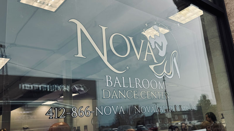 Window lettering, window graphics, Pittsburgh window signs, custom decals, letter sign, window decals, window lettering, vinyl lettering, window signs, vinyl, window decal, window sticker, sticker, digitally printed signs, digitally printed window decal